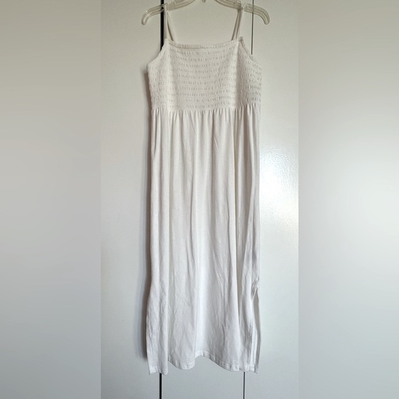 Old Navy Dresses & Skirts - 🛍️Old Navy